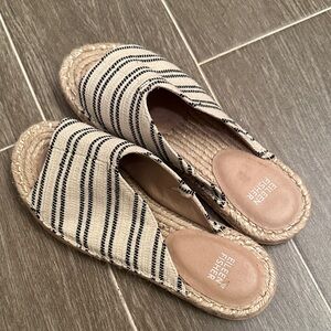 Eileen Fisher Women Black and Tan Espadrille Slides SZ 8